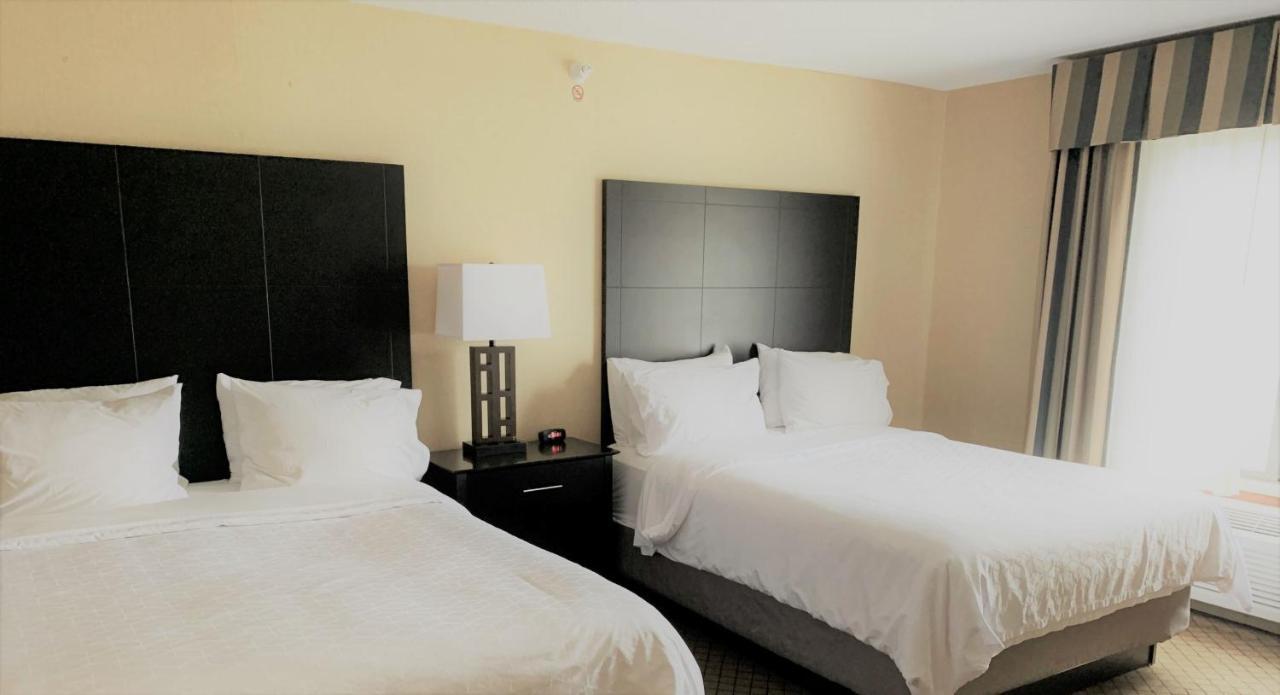 Holiday Inn Express Plymouth By Ihg Εξωτερικό φωτογραφία