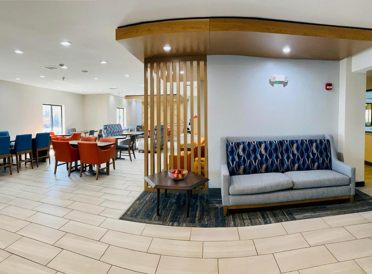 Holiday Inn Express Plymouth By Ihg Εξωτερικό φωτογραφία