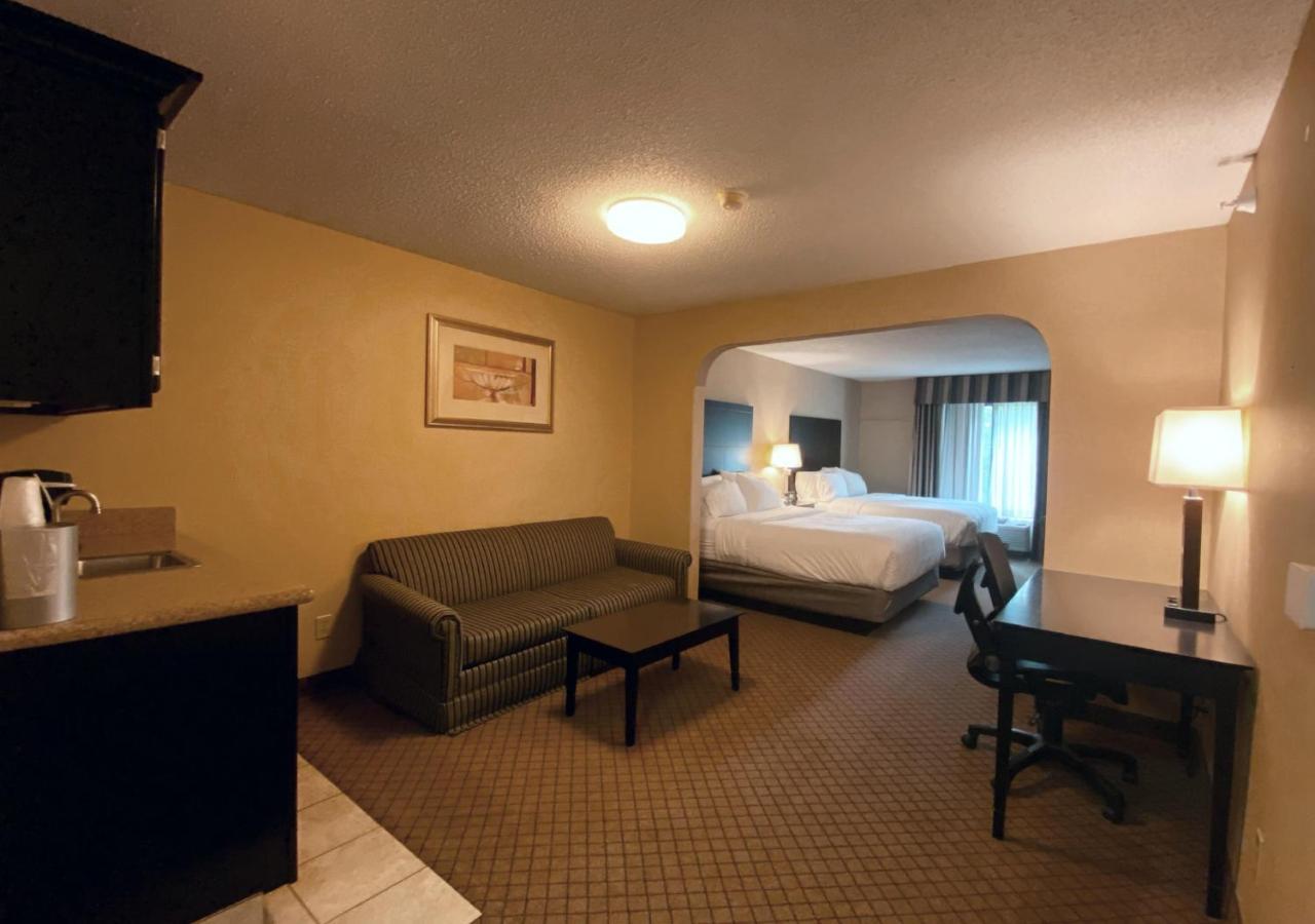 Holiday Inn Express Plymouth By Ihg Εξωτερικό φωτογραφία