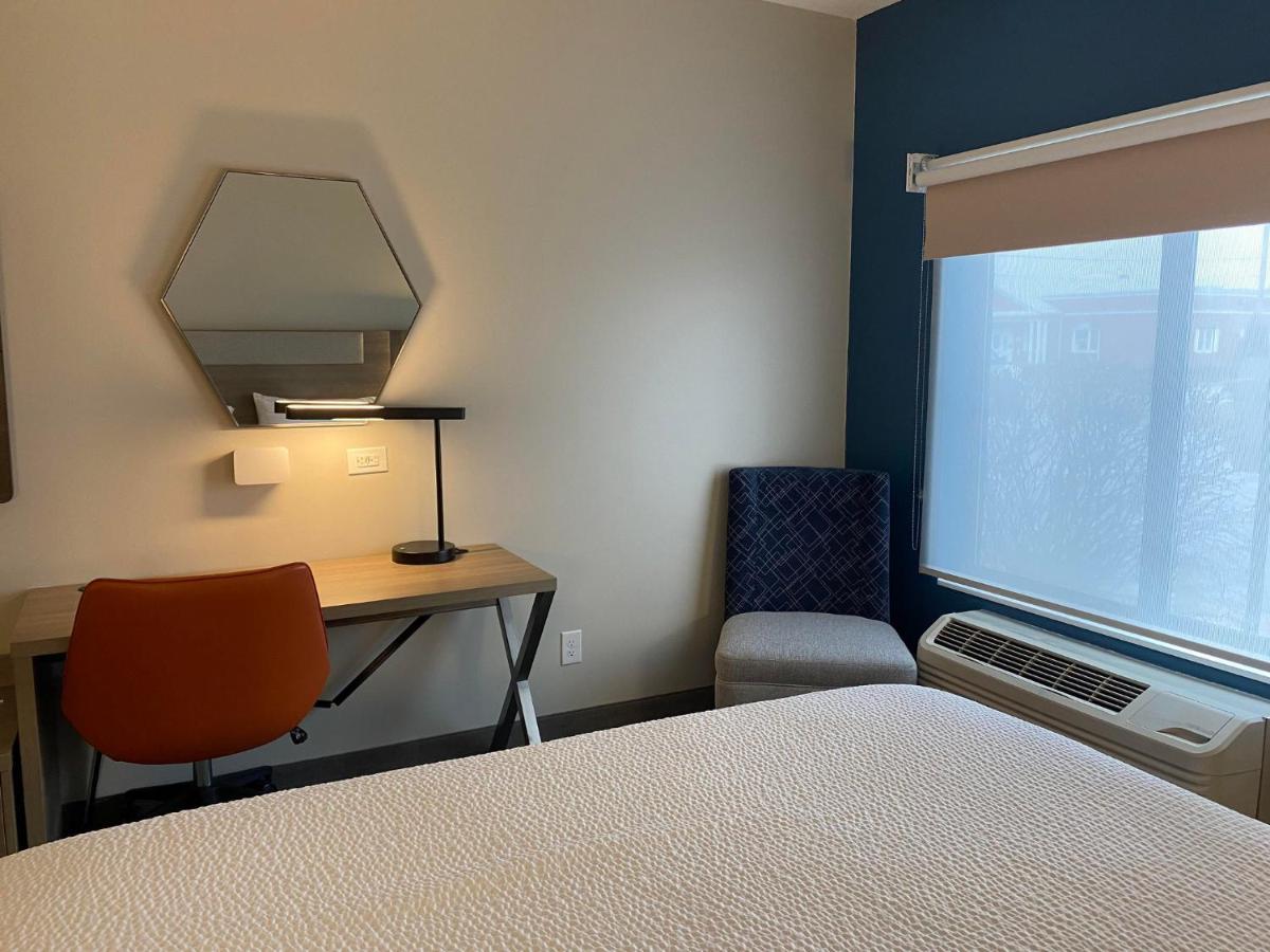Holiday Inn Express Plymouth By Ihg Εξωτερικό φωτογραφία