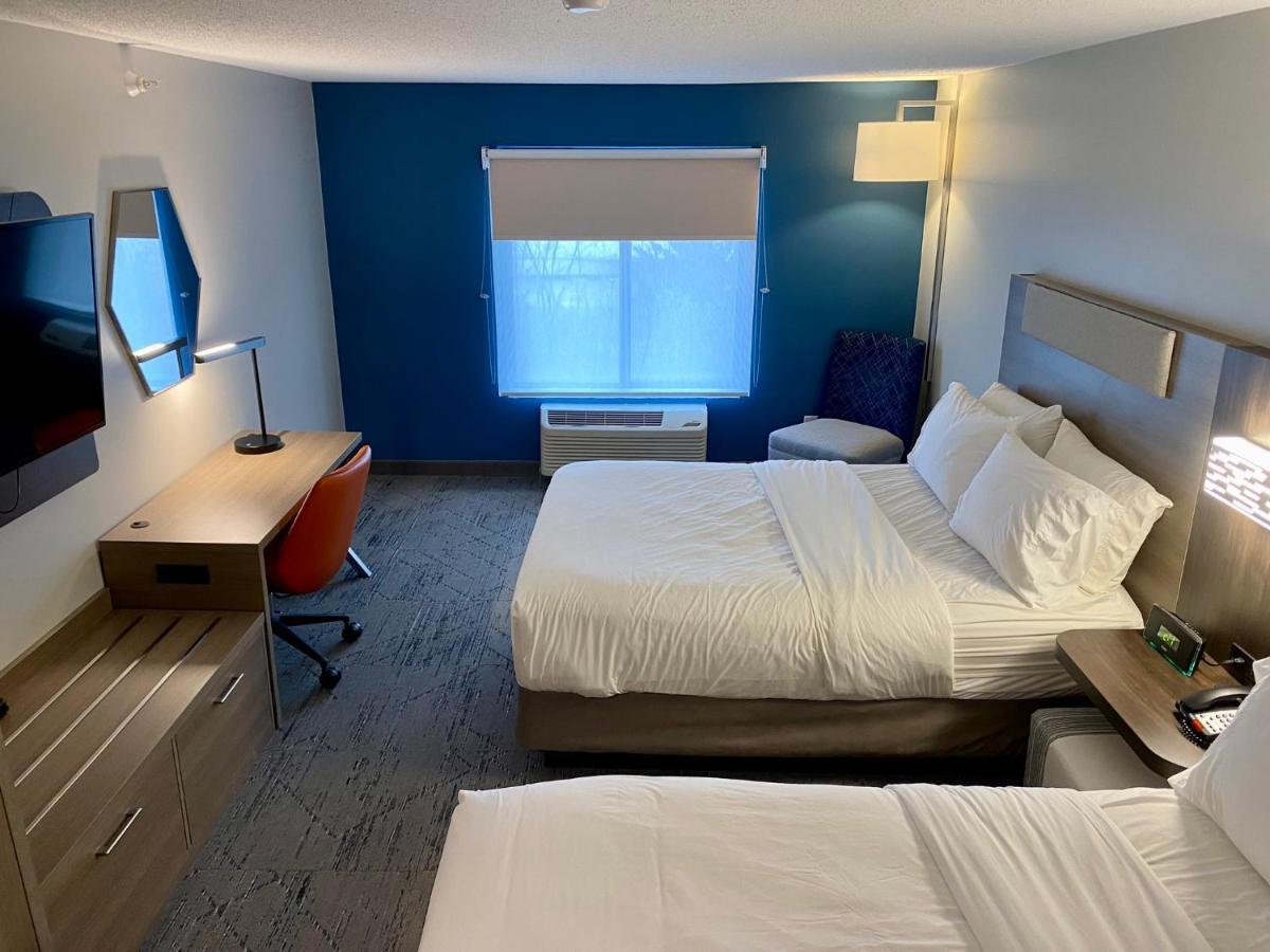 Holiday Inn Express Plymouth By Ihg Εξωτερικό φωτογραφία