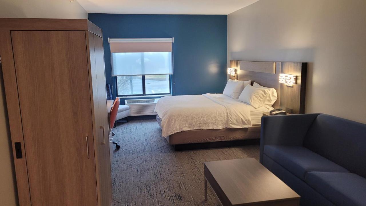 Holiday Inn Express Plymouth By Ihg Εξωτερικό φωτογραφία