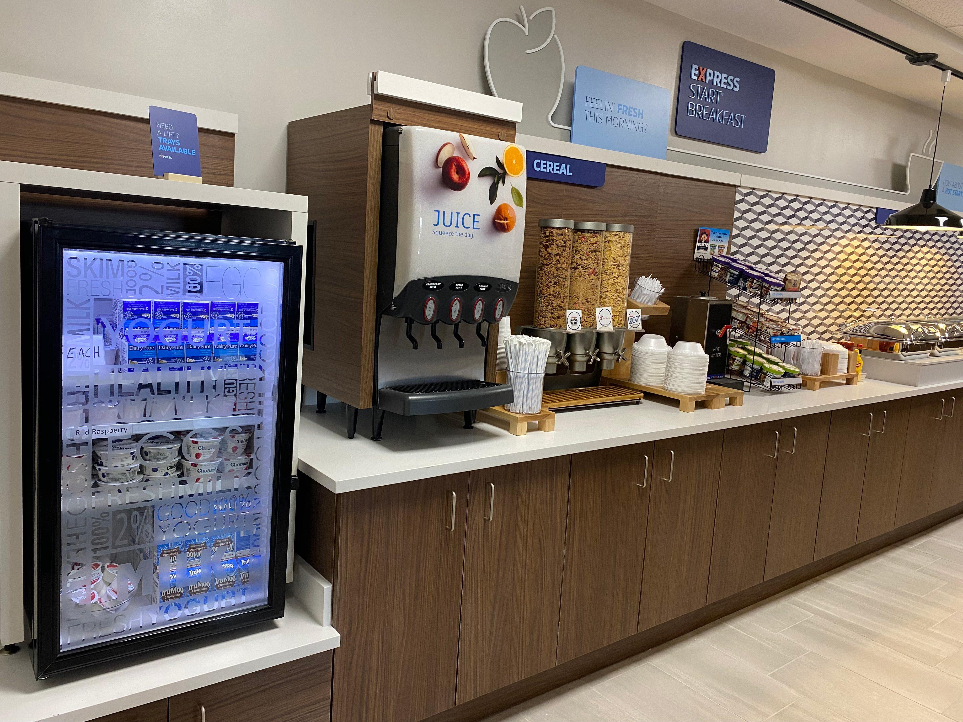 Holiday Inn Express Plymouth By Ihg Εξωτερικό φωτογραφία
