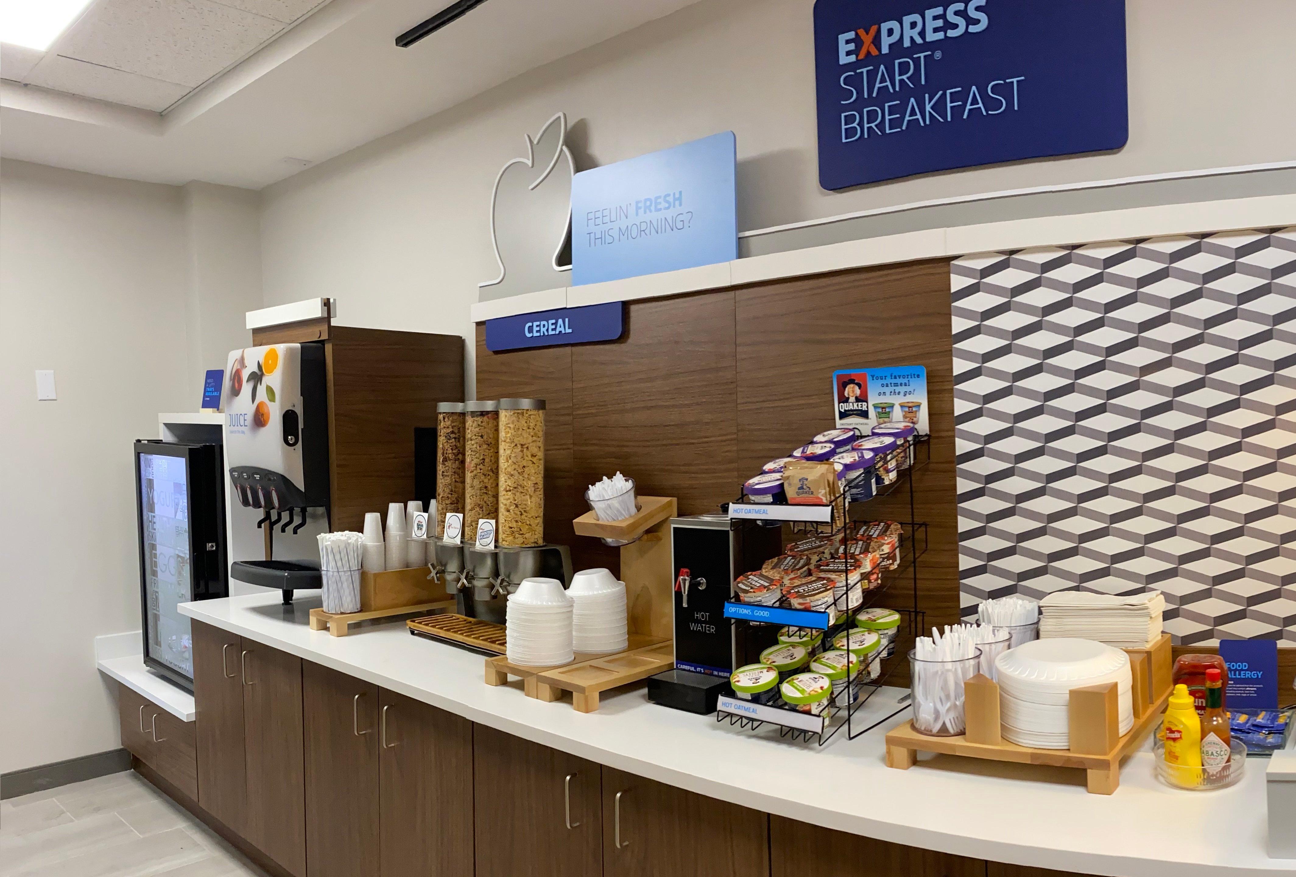 Holiday Inn Express Plymouth By Ihg Εξωτερικό φωτογραφία