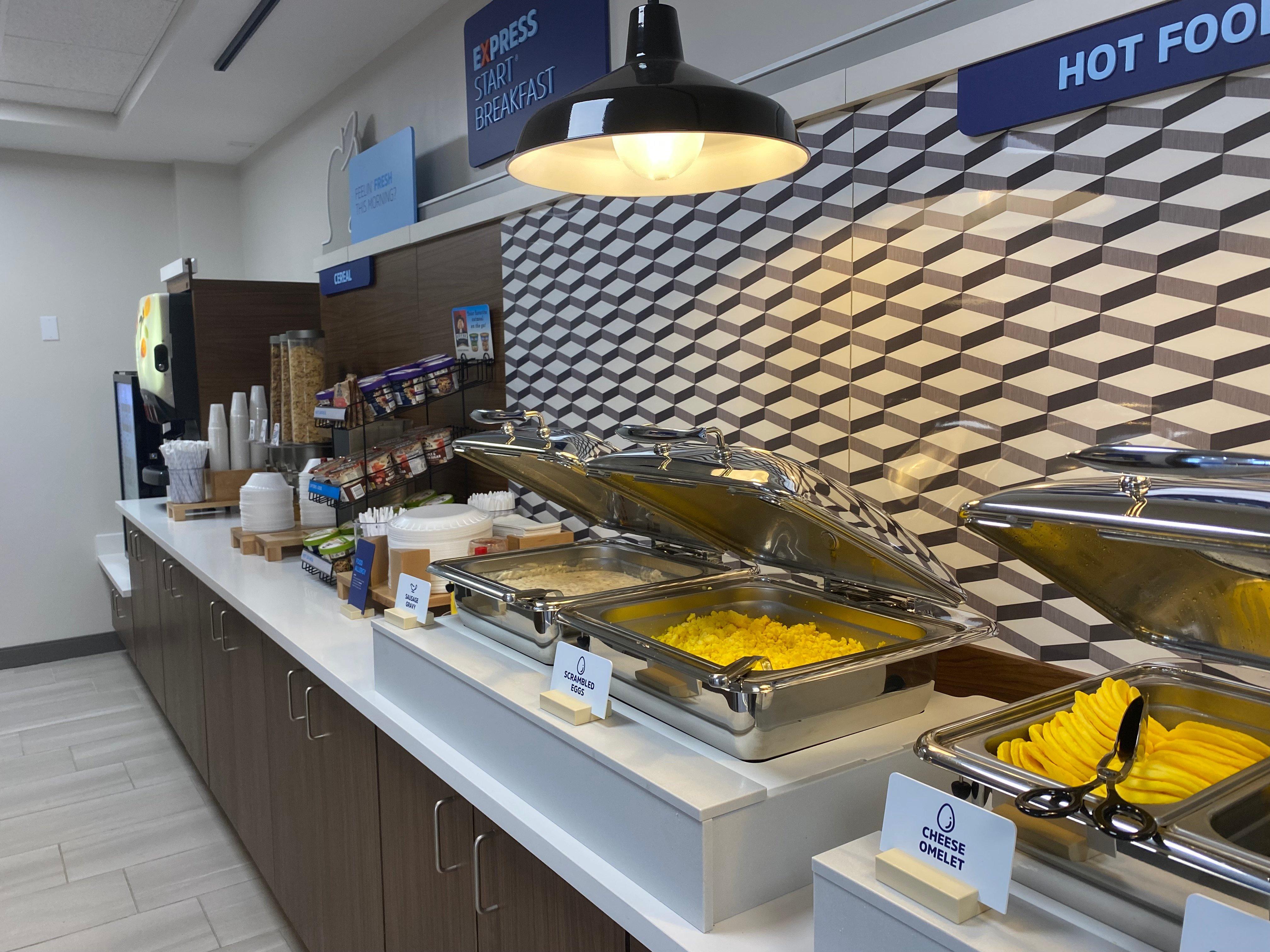Holiday Inn Express Plymouth By Ihg Εξωτερικό φωτογραφία