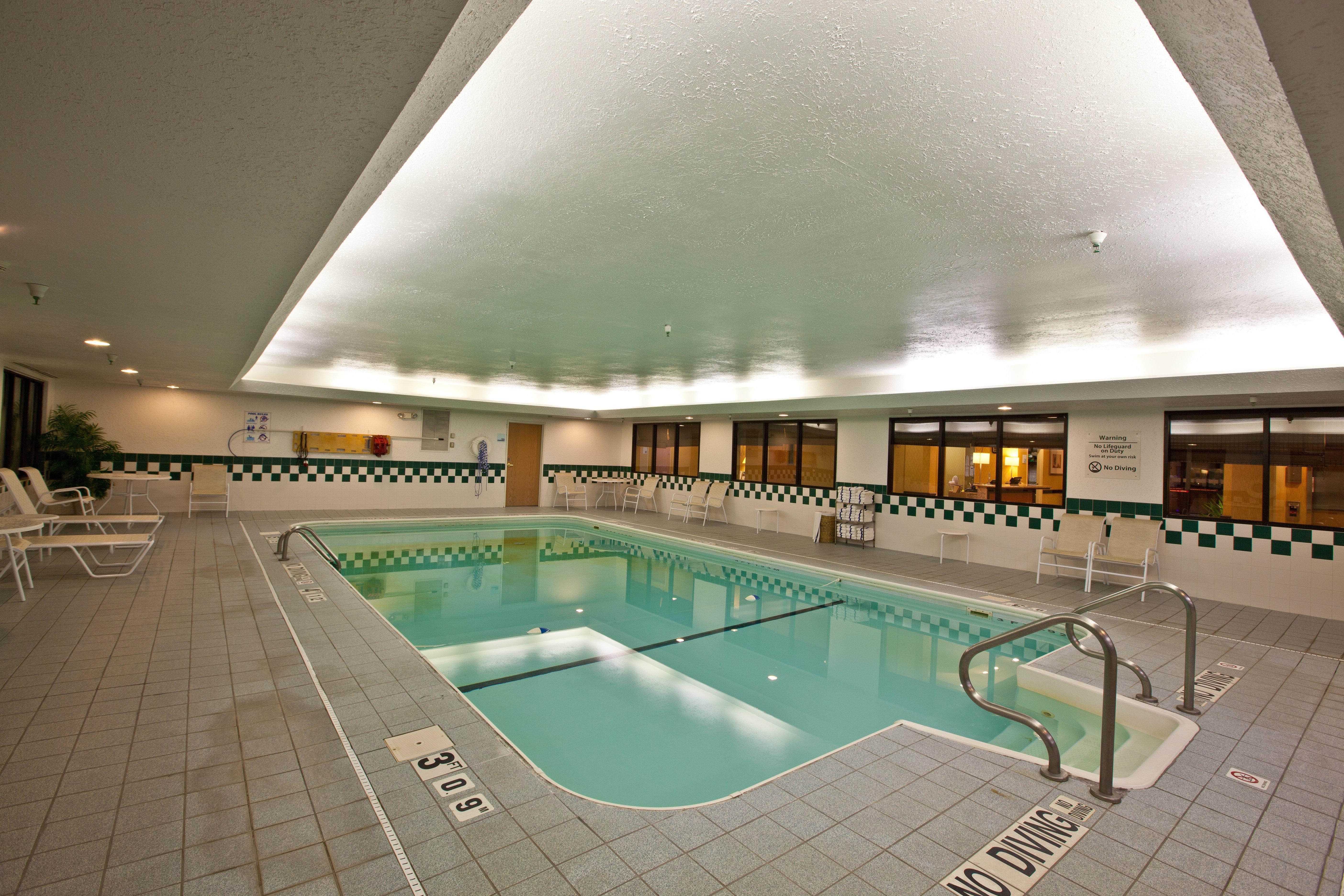 Holiday Inn Express Plymouth By Ihg Εξωτερικό φωτογραφία